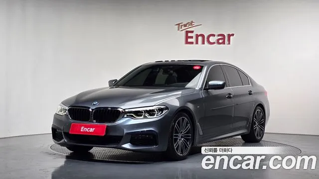 BMW 5 серии 2019 thumb 9