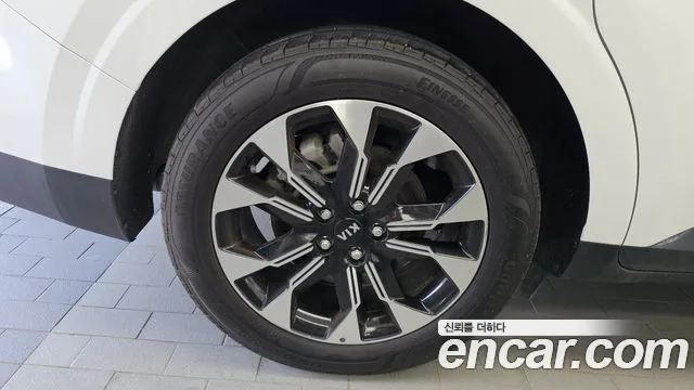 Kia Carnival 2021 thumb 5