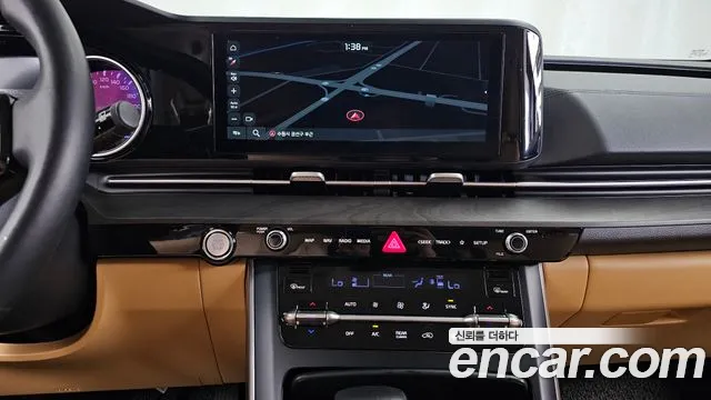 Kia Carnival 2021 thumb 4