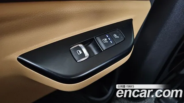 Kia Carnival 2021 thumb 10