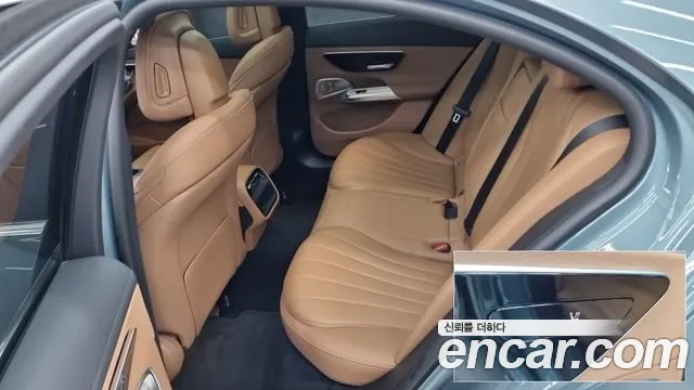Mercedes-Benz E-Class 2024 thumb 11