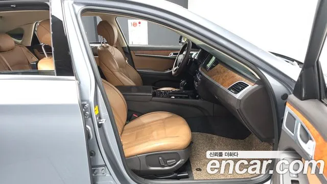 Hyundai Genesis 2014 thumb 10