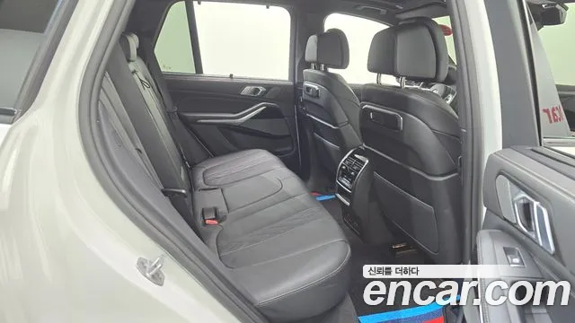 BMW X5 2024 thumb 8