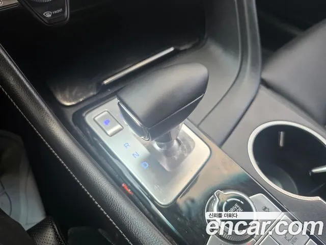 Genesis G70 2020 thumb 5