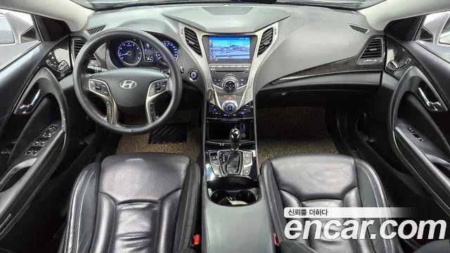 Hyundai Grandeur 2011 thumb 10