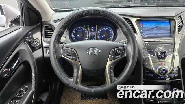 Hyundai Grandeur 2011 thumb 9