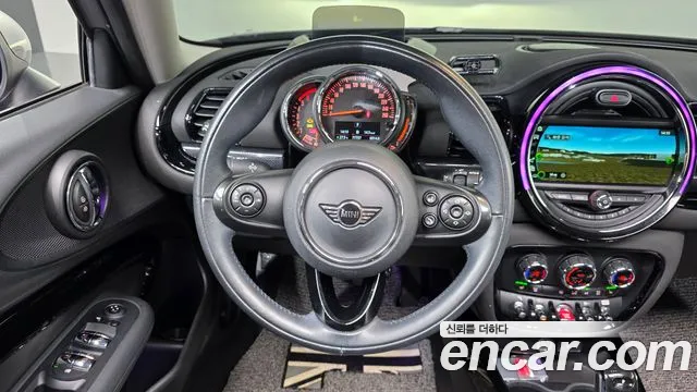 Mini Clubman 2018 thumb 10