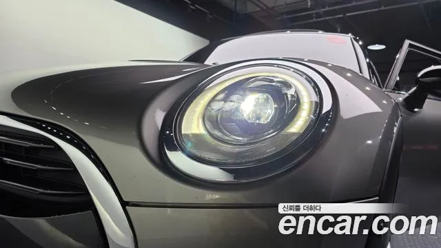 Mini Clubman 2018 thumb 4