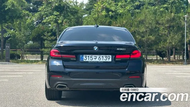 BMW 5 серии 2022 thumb 4
