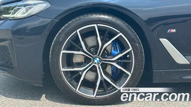 BMW 5 серии 2022 thumb 5