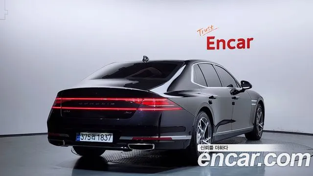 Genesis G90 2022 thumb 12