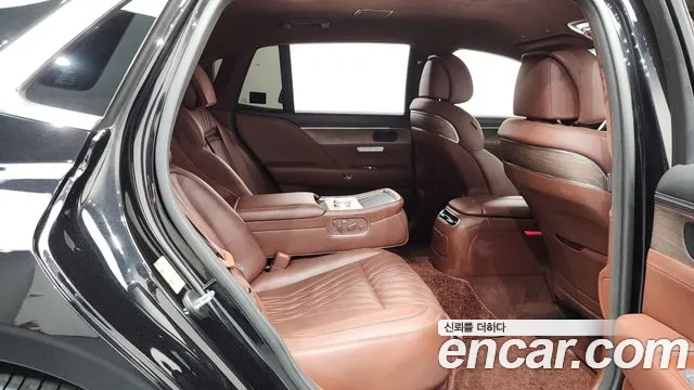 Genesis G90 2022 thumb 8