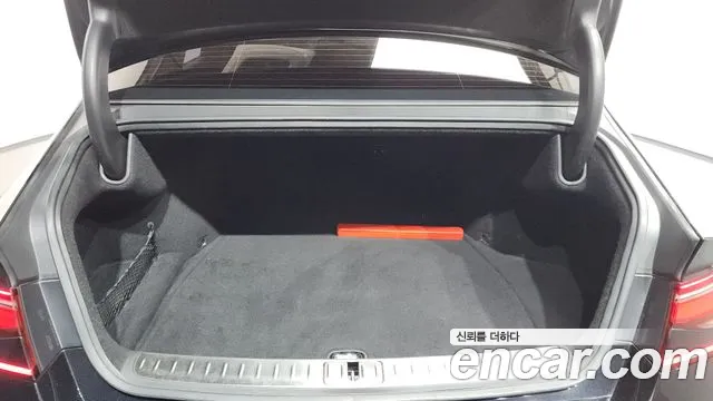 Genesis G90 2022 thumb 7