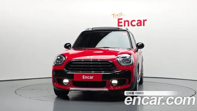 Mini Countryman 2018 thumb 12
