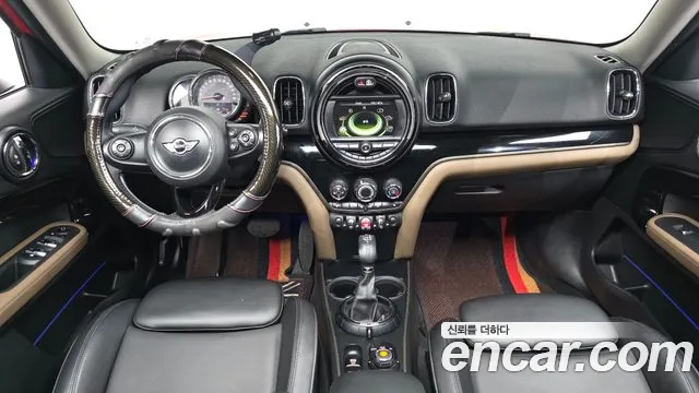 Mini Countryman 2018 thumb 3