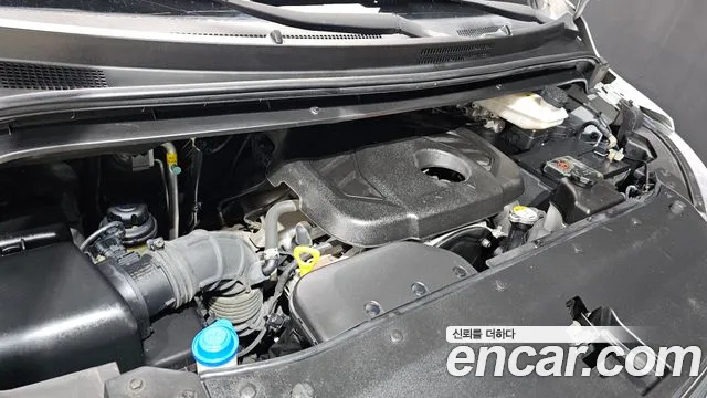 Hyundai Staria 2018 thumb 4