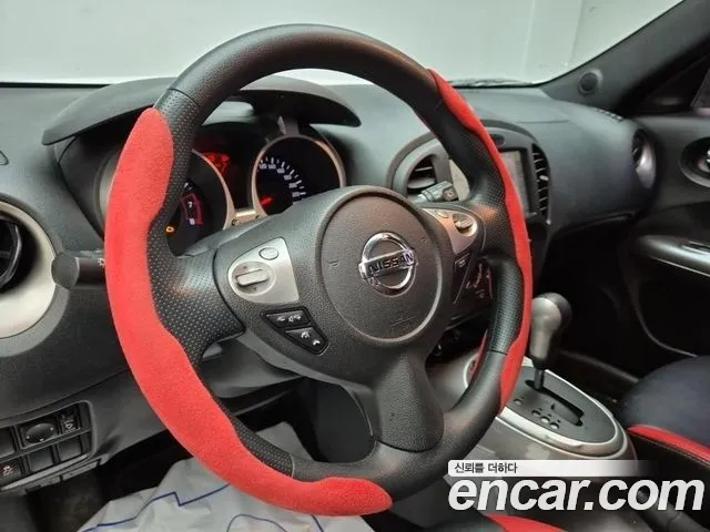 Nissan Juke 2014 thumb 11