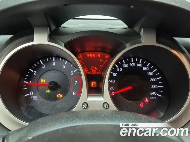Nissan Juke 2014 thumb 5