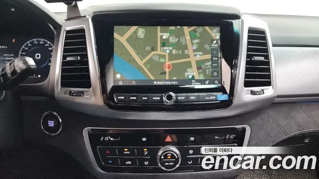KGM Rexton 2020 thumb 8