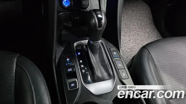 Hyundai Санта Фе 2013 thumb 3
