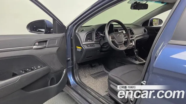 Hyundai Avante 2018 thumb 5