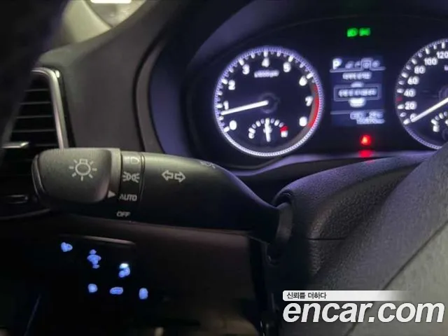 Hyundai Grandeur 2017 thumb 9