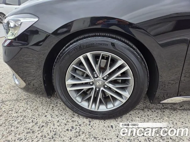Hyundai Grandeur 2017 thumb 2