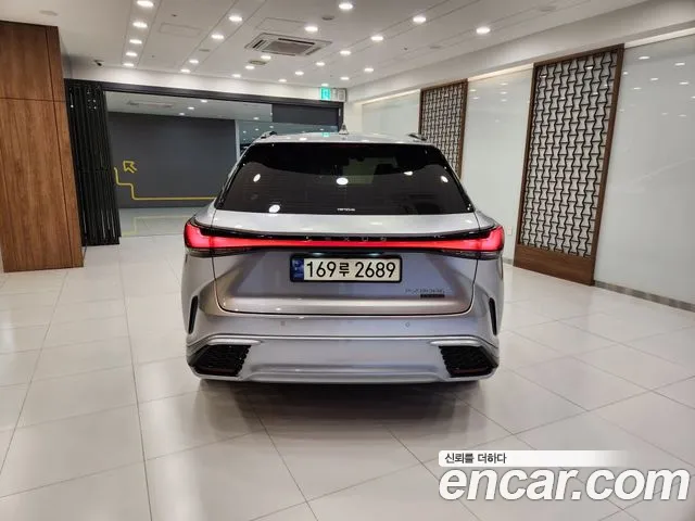 Lexus RX 500h 2024 thumb 8