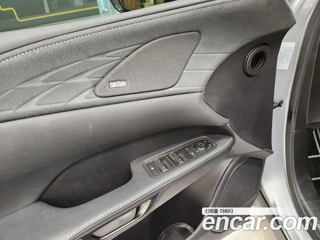Lexus RX 500h 2024 thumb 12