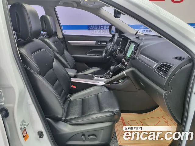 Renault QM6 2017 thumb 8