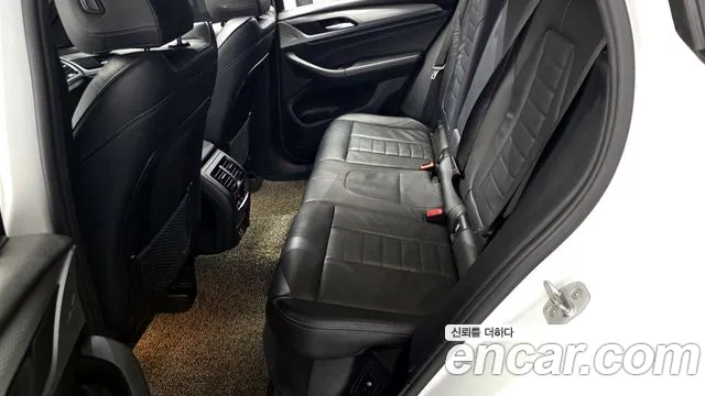 BMW X3 2020 thumb 4