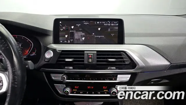 BMW X3 2020 thumb 3