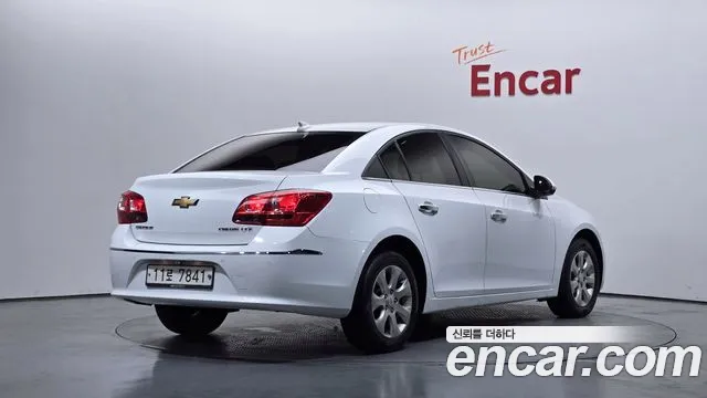 Chevrolet Cruze 2015 thumb 2