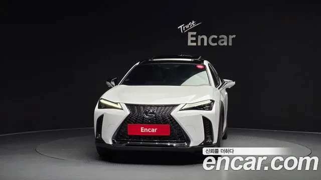 Lexus UX 2023 thumb 4