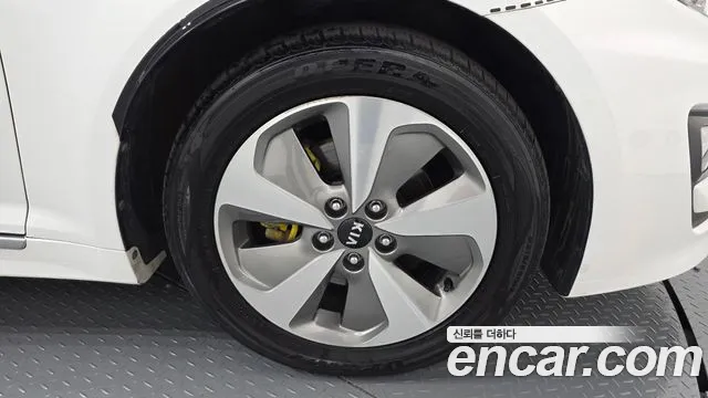 Kia K5 2014 thumb 10