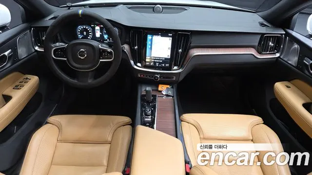 Volvo V60 Cross Country 2021 thumb 5