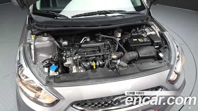 Hyundai Accent 2018 thumb 4