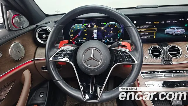 Mercedes-Benz E-Class 2021 thumb 3