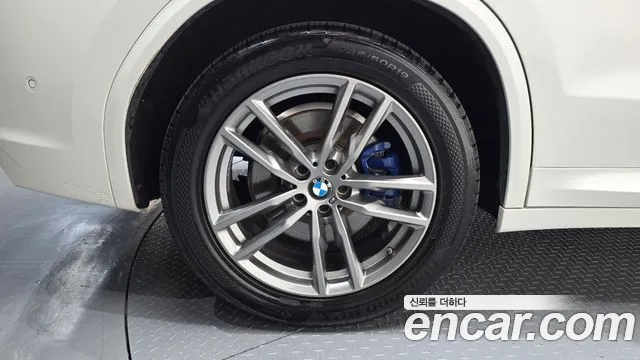 BMW X3 2019 thumb 4