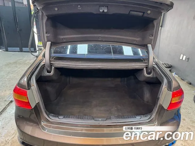 Kia K7 2011 thumb 12