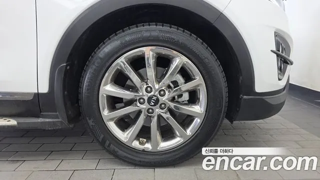 Kia Sorento 2017 thumb 10