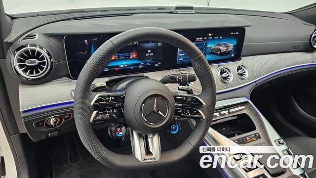 Mercedes-Benz AMG GT 2025 thumb 4