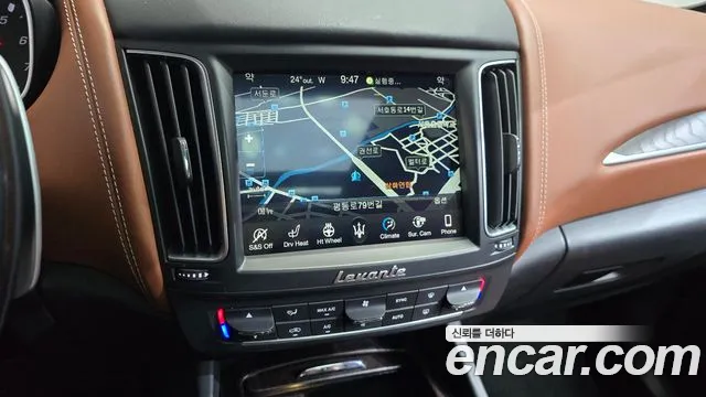 Maserati Levante 2018 thumb 5