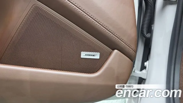 Porsche 911 2023 thumb 8