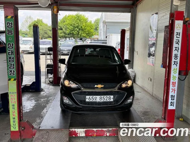 Chevrolet Spark 2019 thumb 3
