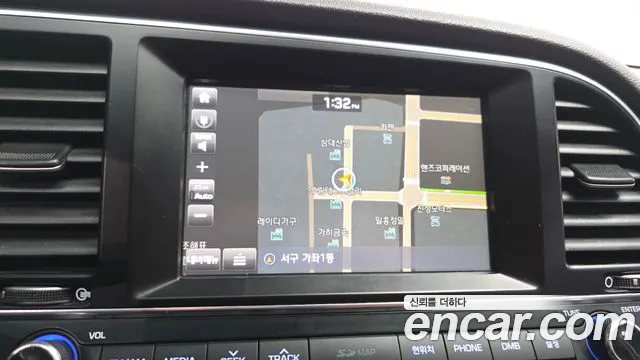 Hyundai Avante 2016 thumb 10