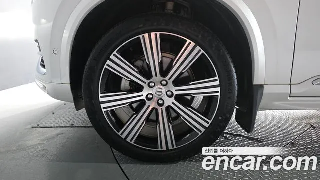 Volvo XC90 2023 thumb 7