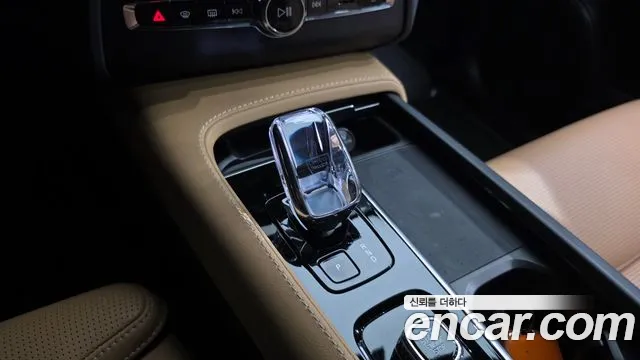 Volvo XC90 2023 thumb 4