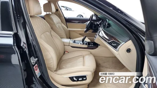 BMW 7 серии 2016 thumb 4