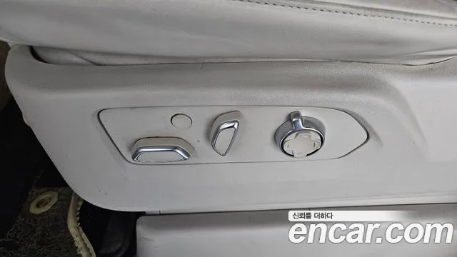 Cadillac Escalade 2023 thumb 11